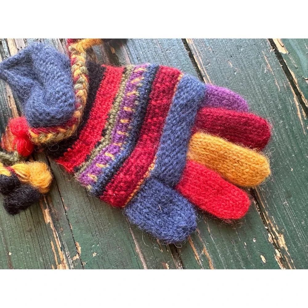 Newari Icelandic Design 100% Wool Handcrafted MultiColor Striped Gloves Pom Poms